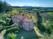 Vendesi casale a Città della Pieve
