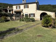 Vendesi casale a Collesalvetti Vendesi casale a Collesalvetti