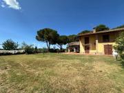 Vendesi casale a Grosseto strada Del Bottegone, Braccagni