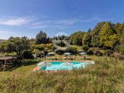 Vendesi casale a Porano