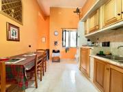 Vendesi monolocale a Napoli via vittorio veneto 299,...