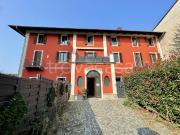 Vendesi palazzo a Chivasso via Paolo Regis, 9