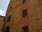 Vendesi porzione cielo terra nel caratteristico centro...