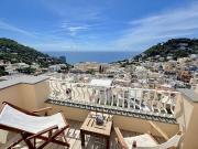 Vendesi quadrilocale a Capri via Sopramonte