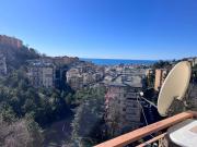 Vendesi quadrilocale a Genova, Oregina