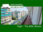 Vendesi quadrilocale a Genova via della Maona, Pegli