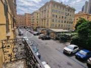 Vendesi quadrilocale a Genova via Smirne, 3, Foce