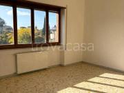 Vendesi quadrilocale a Latina via Don Carlo Torello,...