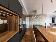 Vendesi quadrilocale a Modena via rua pioppa, Centro Storico