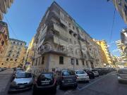 Vendesi quadrilocale a Napoli via Mario De Ciccio, 18,...