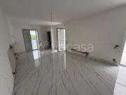 Vendesi quadrilocale a Napoli via Ulisse Prota Giurleo,...