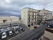 Vendesi quadrilocale a Reggio di Calabria via Nazionale...