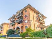 Vendesi quadrilocale a Roma via Alfredo Ascoli, 13, Romanina