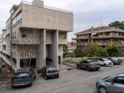 Vendesi quadrilocale a Roma via della Casetta Mattei,...