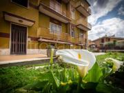 Vendesi quadrilocale a Roma via Frisa, 36, Castelverde