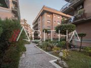Vendesi quadrilocale a Roma via Luigi Chiarelli, Talenti...