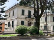 Vendesi quadrilocale a Velletri viale Roma