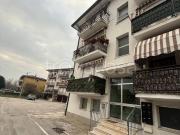 Vendesi quadrilocale a Venezia via Archimede, 7,...