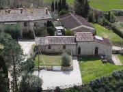 Vendesi rustico a Colle di Val d'Elsa