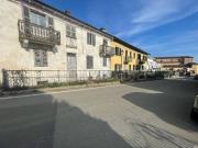 Vendesi rustico/casale/corte a Camerano Casasco via...