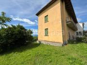 Vendesi rustico/casale/corte a Cassacco via Borgo di...