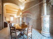 Vendesi rustico/casale/corte a Cesena via Rubicone,...