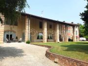 Vendesi rustico/casale/corte a Fubine Monferrato