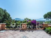 Vendesi rustico/casale/corte a Golfo Aranci via...