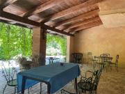 Vendesi rustico/casale/corte a Jesi