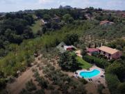 Vendesi rustico/casale/corte a Montefiascone via Cipollone