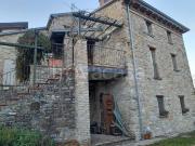 Vendesi rustico/casale/corte a Romagnese