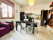 Vendesi stabile a Giugliano in Campania viale dei Pini...