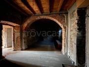 Vendesi stabile/palazzo a Oggiono via 1 Maggio, 79