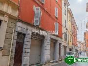 Vendesi stabile/palazzo a Piacenza via Calzolai 88,...