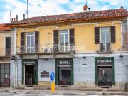 Vendesi stabile/palazzo a Torino strada di Settimo, Barca
