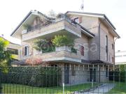 Vendesi trilocale a Cesano Maderno via Alessandro Volta, 89