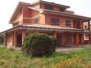 Vendesi trilocale a Ciampino