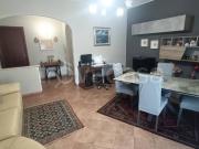 Vendesi trilocale a Fiumefreddo di Sicilia via Marina, 125