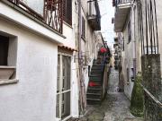 Vendesi trilocale a Guardia Piemontese via Marco...