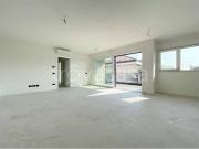 Vendesi trilocale a Lomazzo via Parini