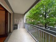 Vendesi trilocale a Milano via Voghera, 20, Solari