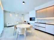 Vendesi trilocale a Napoli via Mario Gigante, Fuorigrotta