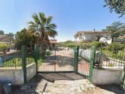 Vendesi trilocale a Pulsano viale dei Falegnami, 5