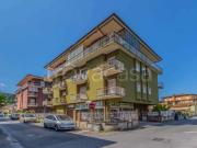 Vendesi trilocale a Rieti via Scandarello