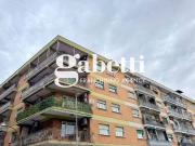 Vendesi trilocale a Roma via Roberto Michels, 12, Villa...