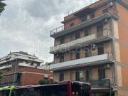 Vendesi trilocale a Roma viale Alessandrino, 330,...