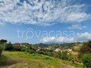 Vendesi trilocale a Salerno via Santa Maria del Campo,...