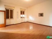 Vendesi trilocale a Sovico via del Partigiano