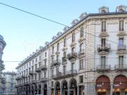 Vendesi trilocale a Torino via Giuseppe Barbaroux,...