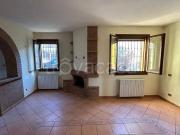 Vendesi villa a schiera a Camposanto via Ghinella